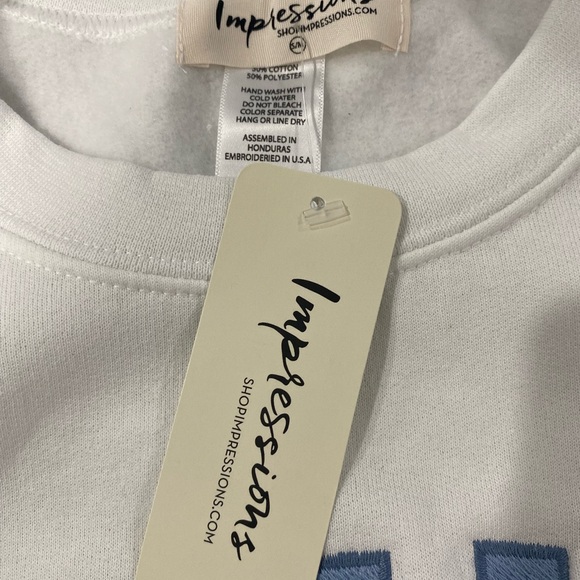 Malibu Pullover Long Sleeve White Blue Embroidered Impressions Sweatshirt S/M - Picture 5 of 7